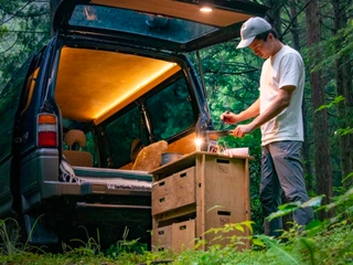 DIYも乗り換えもナシ！「車中泊」をマイカーで実現するためのコツとおすすめアイテム5選
