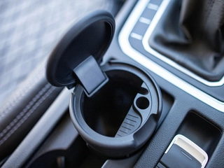 車用灰皿おすすめ26選！臭わないタイプやおしゃれなアイテムを紹介