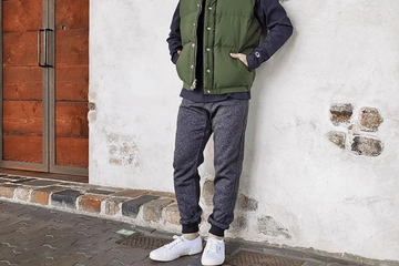 街でもアウトドアでもフリースパンツが定番！メンズ・レディースのスタイリングも