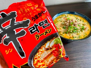 辛ラーメンの絶品アレンジレシピ6選！ちょい足しで極うまになる食材も紹介