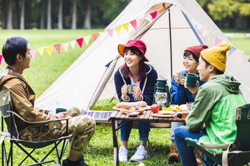 パーカーのおすすめ19選！メンズからレディースまで幅広く紹介