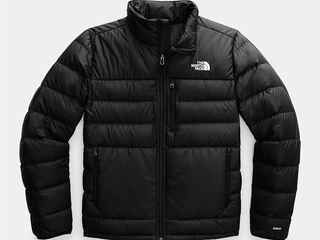 ザ・ノース・フェイスとカナダグース、どちらのダウンがいい？