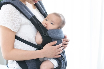 ザ・ノース・フェイスのおすすめ抱っこ紐！魅力や使い方、セットで使えるベビー用品も