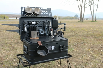 あなたのキャンプが変わる！？カスタム自在の「アルミコンテナ」が新登場！