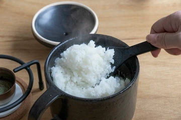 ほったらかしで極ウマご飯に！マグカップ土鍋「おまぐはん」に第二段が登場です