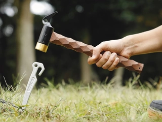 1万円以下で「育てる楽しさ」を買う！キャンプに欲しい「エイジングギア」特集