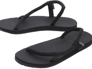 モンベルのコスパ最強サンダル4選！サイズ感や履き心地も解説