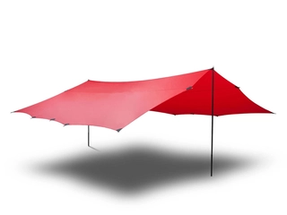 ヒルバーグのタープが人気の理由とは？全ラインナップ・張り方・ポールを紹介