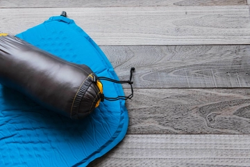 モンベルの全マットをクッション性やサイズで徹底比較！使用レビューも