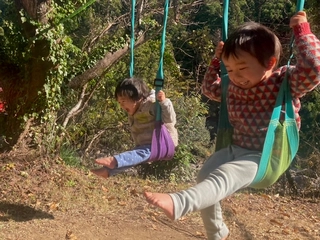 【ファミキャン入門コラム】子どものキャンプ服は着慣れた服から素材で選ぼう！