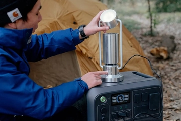 早い人はもうやっている！？新感覚すぎる「キャンプ×エンタメ機器」の楽しみ方