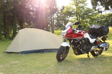 バイクキャンプ・ツーリングテントおすすめ15選。前室が広いモデルも厳選