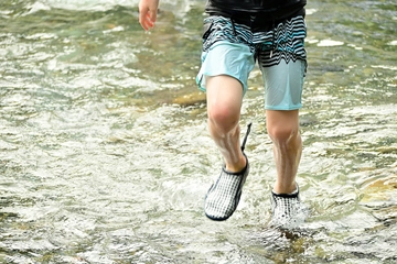 マリンシューズおすすめ17選！水辺で安全に遊べる人気のアイテムを紹介