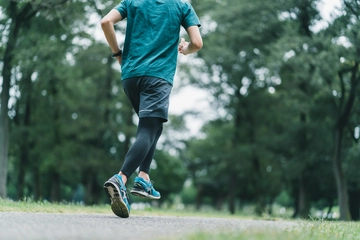 アシックスのランニングシューズおすすめ15選！特徴と選び方も解説