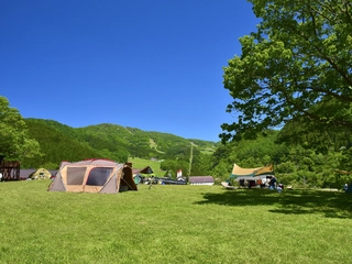 岐阜のキャンプ場人気おすすめ27選！温泉やコテージも楽しめる