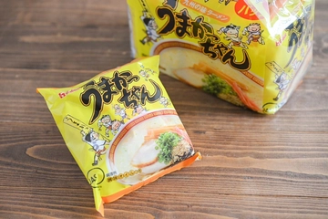 「うまかっちゃん」おすすめアレンジ10選！キャンプでもつくれる簡単レシピ