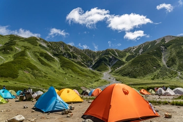 【2025年版】登山におすすめの軽量テント19選！特徴や選び方を解説