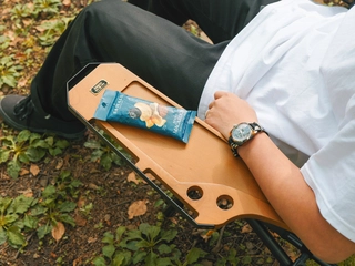 ローバーチェアを魔改造？サイドテーブル“LEFT”が新登場