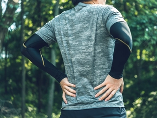 メンズ用冷感インナー最強はコレ！夏に快適＆ムレない24選と選び方を紹介