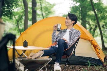 キャンプ用サイドテーブルおすすめ20選！三脚・折りたたみなどタイプ別に紹介