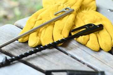 ワークマンのペグ2種類を徹底検証！人気過ぎて売り切れ続出