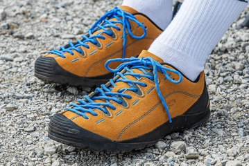 【徹底レビュー】KEEN(キーン)のジャスパー！サイズ感や機能性などをチェック