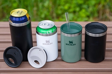缶クーラー＆タンブラーの二刀流！スタンレー新作で夏を快適に
