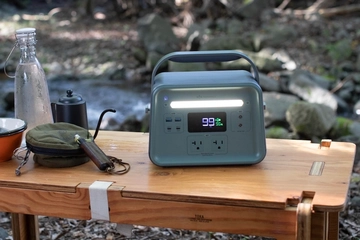 なぜ夏キャンプにいい？世界初・固体電池採用の「B300 SST」が叶える幸せ時間