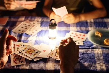 充電式のLEDランタン“最強四天王”！おすすめ4選と機能性・選び方を解説