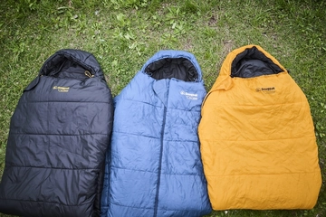 大定番の秋冬「寝袋」が大幅進化！「スナグパック」新作はマミー型に