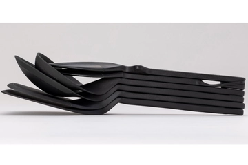 【磁石でスタッキング】キャンプ飯にいいぞ！「貝印・kasanaru」が新登場