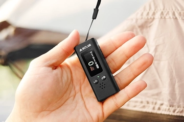 【冬マストギア】キャンプにマッチする美麗「一酸化炭素チェッカー」が新登場