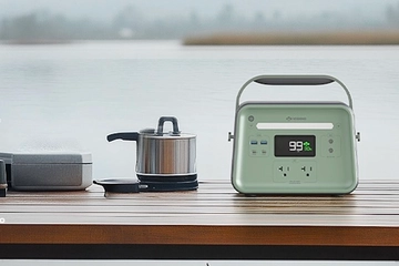 話題の「固体電池ポータブル電源」が進化！急速充電OKでもっと早く＆使いやすく