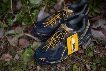 名作「GT-2160」を大胆アレンジ！グリップスワニー×アトモス×アシックスが再び登場