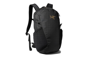 メンズにおすすめの小型リュック20選！小さめのおしゃれなモデルを紹介