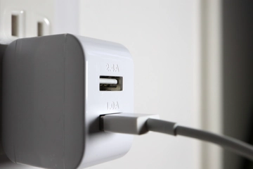 コンセント付きで万能！モバイルバッテリーおすすめ10選