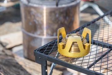 アルコールストーブにおすすめの五徳13選！軽量なものや風防兼五徳も紹介