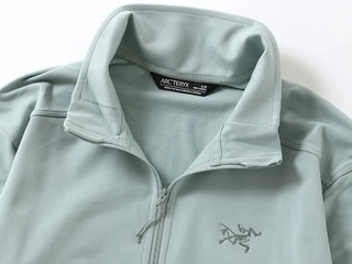 アークテリクスのフリースを比較！キャンプや登山におすすめ