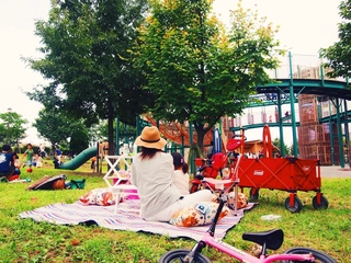 都内の汐入公園でアーバンアウトドア×ピクニックを楽しもう!