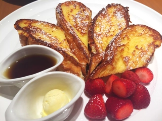 爽やかな朝を過ごすための朝食はこれ☆キャンプで食べたいカフェレシピ