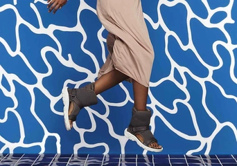 UGG×tevaのコラボシューズで街もバックカントリーも闊歩せよ!常識を覆す新スタイルは要チェック