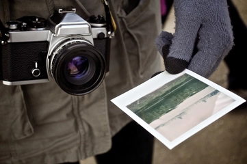 流行りのチェキを使った「Photo in Photo」でステキな写真を★