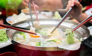 体の芯から温まる冬キャンプ料理!おすすめの簡単レシピ10選