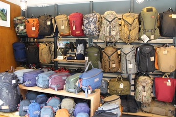 【hinataファッション研究所】普段使いにも究極の便利さ！次のバッグはミステリーランチに！