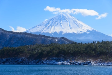 富士西湖周辺のキャンプ場おすすめ10選!バンガローや温泉も!