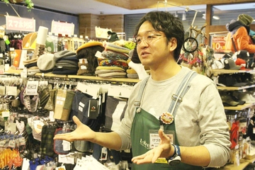 旅行のお供にも普段使いにも!毎日持ち歩きたいハイセンスなサブバッグ!