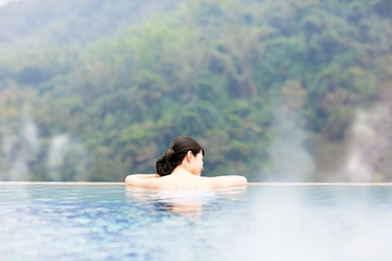 天然温泉でツルスベお肌!関東で「美人の湯」があるキャンプ場