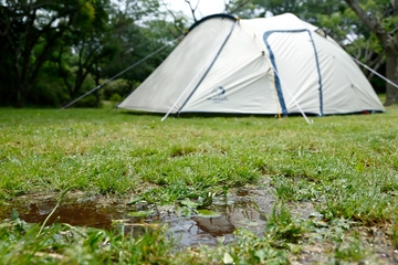 【検証】梅雨入り前に知っておきたい！テントの耐水圧ってどれくらい必要？