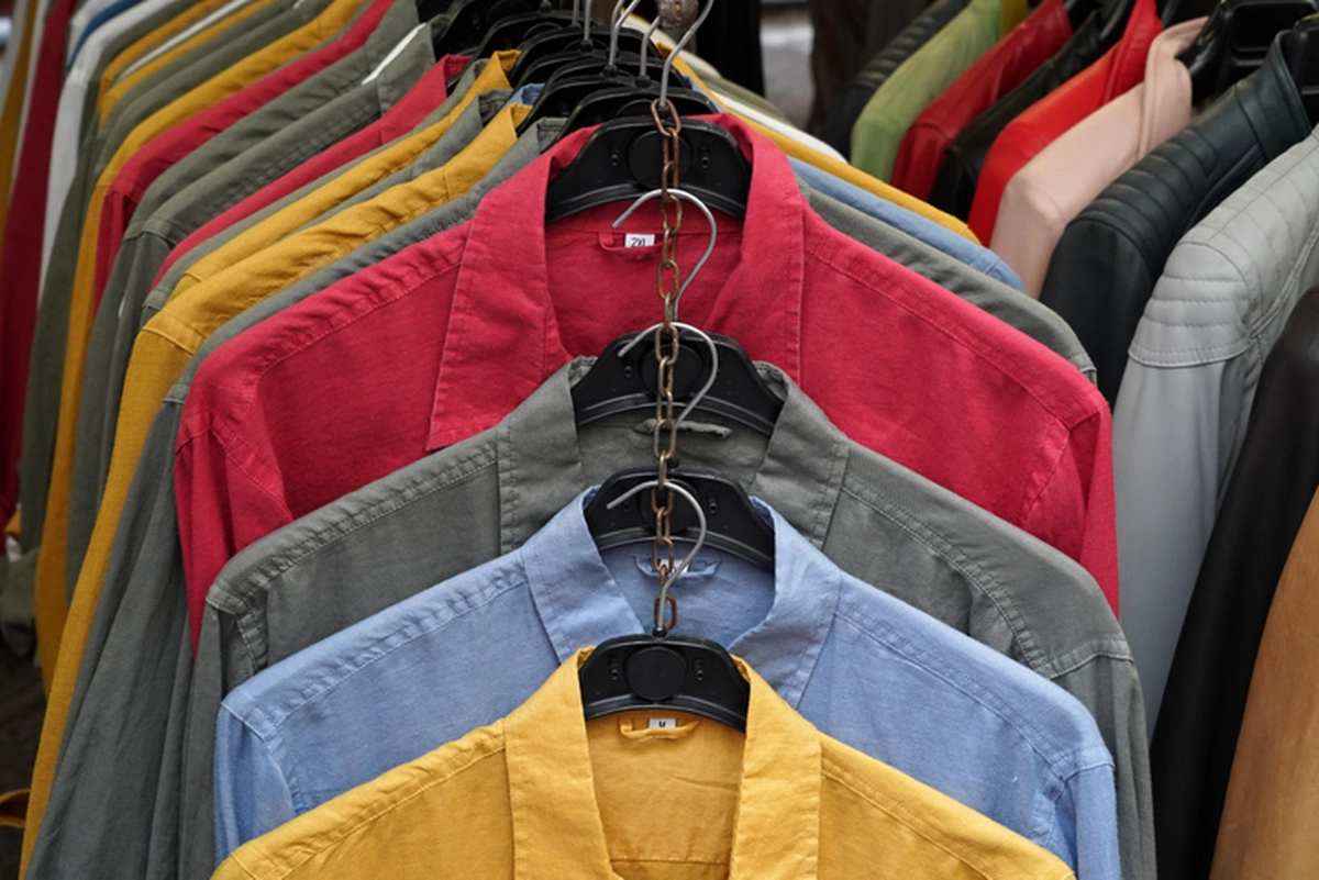 じっとりとした日々を爽やかな季節に リネンのシャツおすすめ6選 キャンプ アウトドア情報メディアhinata