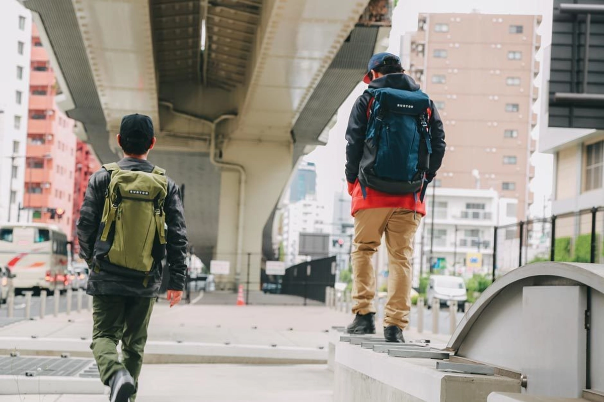 容量別 バートンのリュック26選 通学から登山まで活躍 キャンプ アウトドア情報メディアhinata